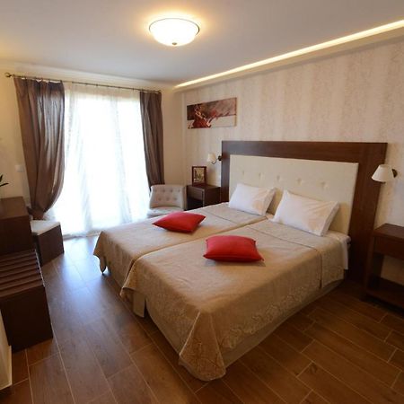 Villa Artemis Barbati Exteriör bild