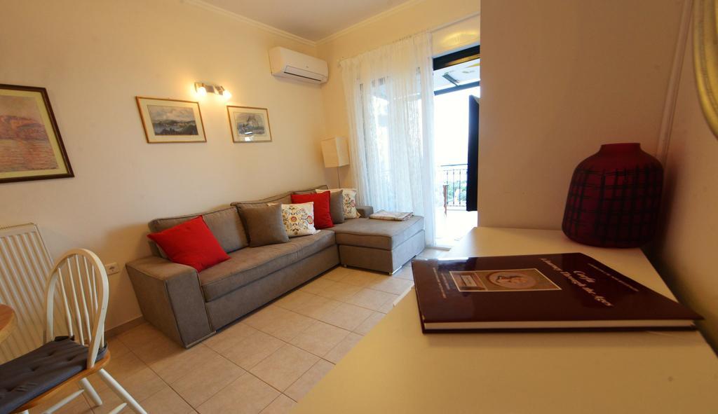 Villa Artemis Barbati Exteriör bild