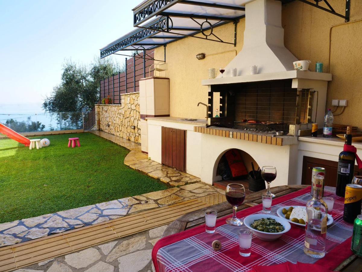 Villa Artemis Barbati Exteriör bild