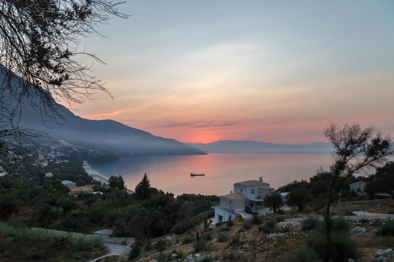 Villa Artemis Barbati Exteriör bild